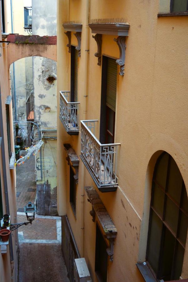 Porta Felu Apartment Salerno Exterior photo